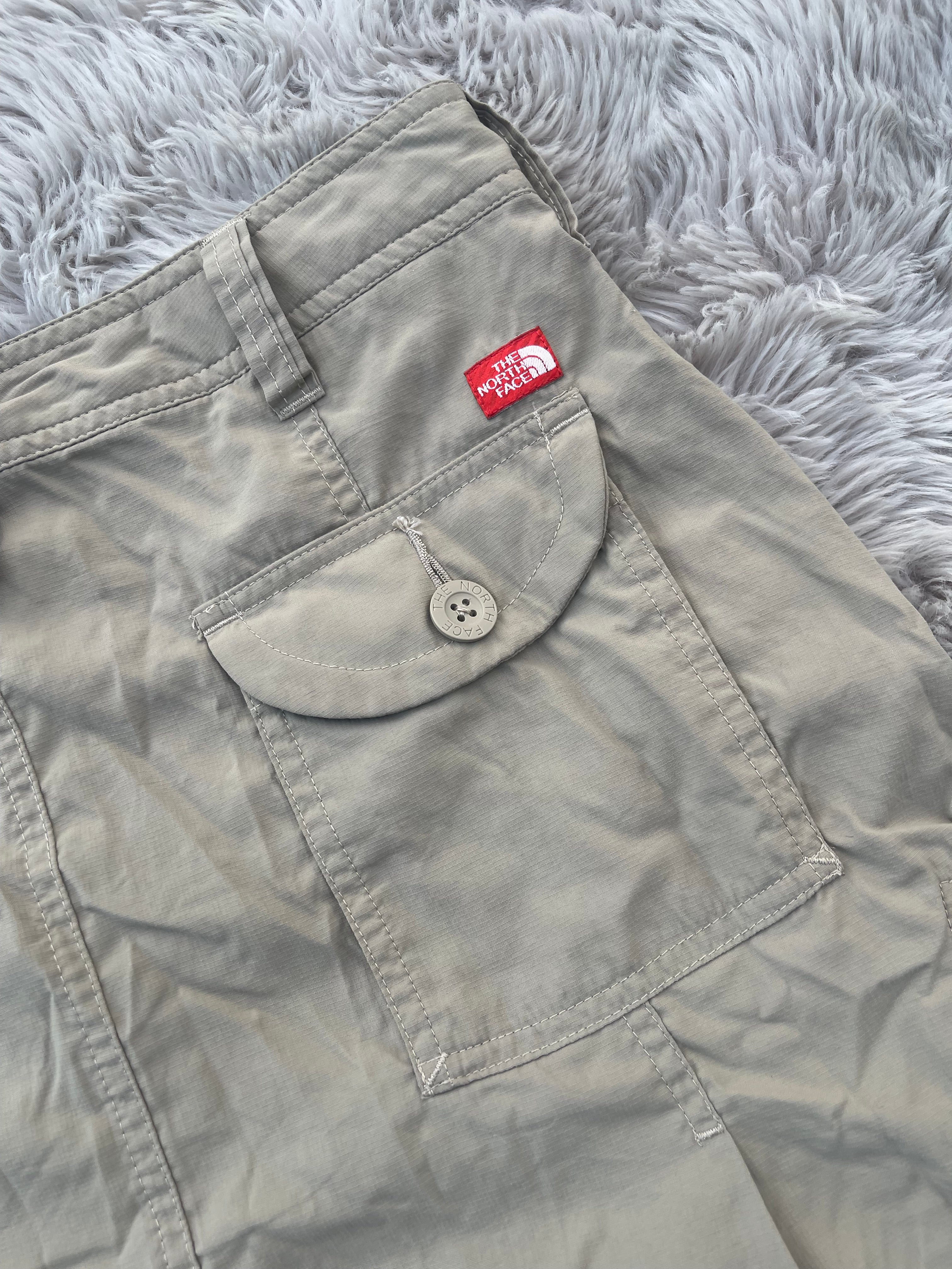 The North Face Womens Size 4 Skirt Tan Khaki Utility Pockets Zipper Front